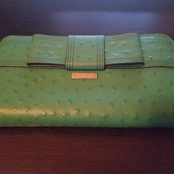 Kate Spade Wallet - Picture 4 of 4